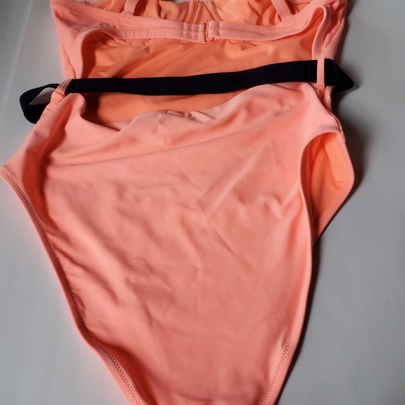 Aerie One-Piece Belted Swimsuit sz Large - Picture 9 of 9